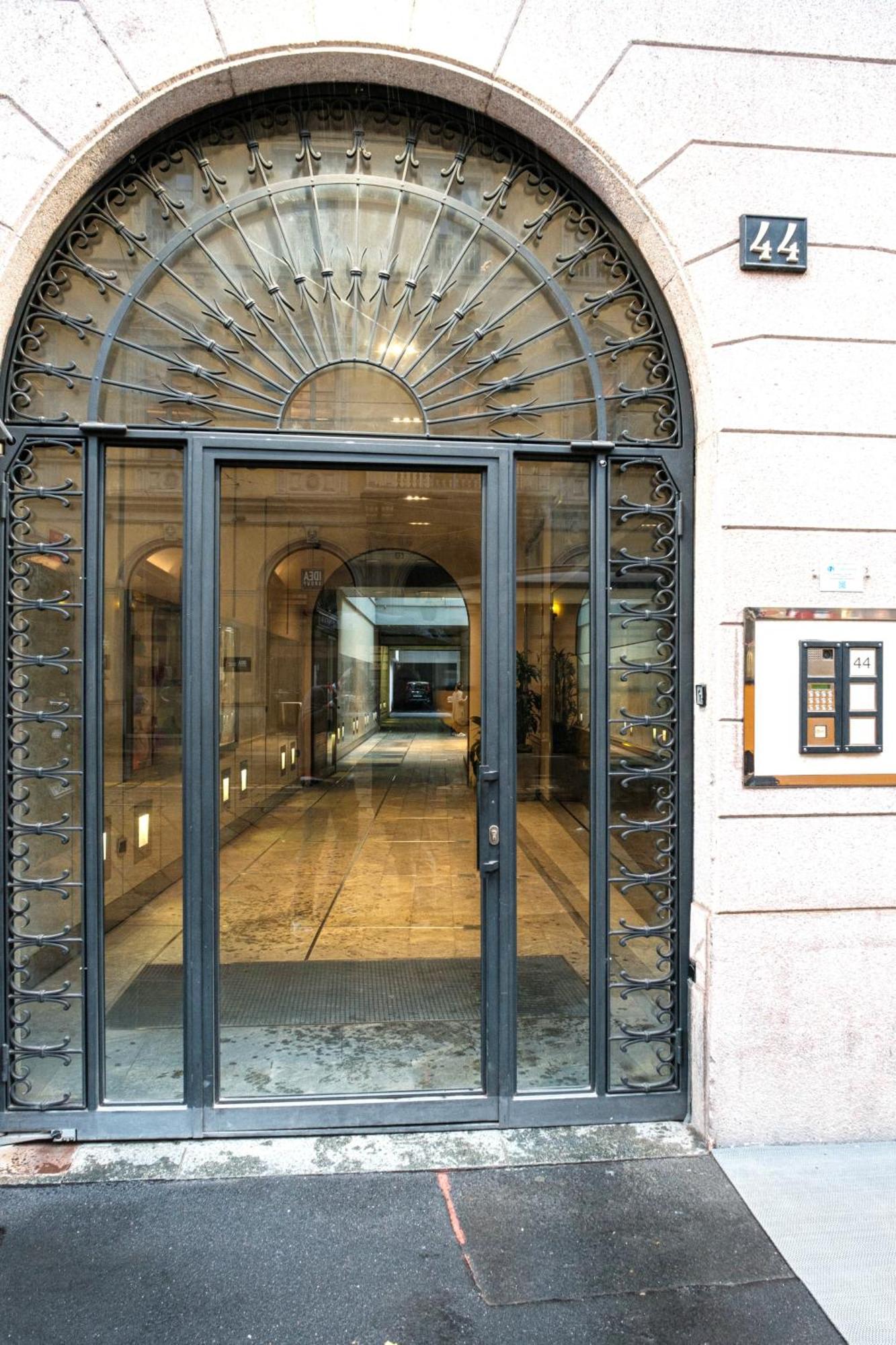 Manzoni 44 Suite Milán Exterior foto