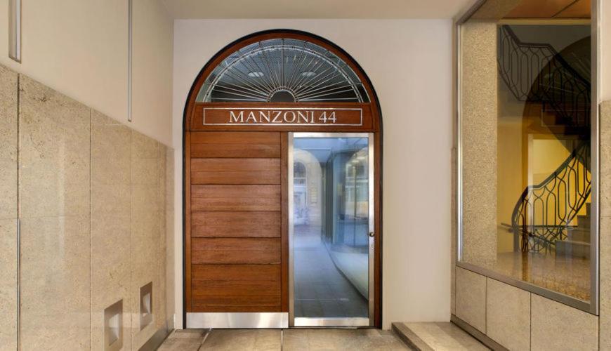 Manzoni 44 Suite Milán Exterior foto